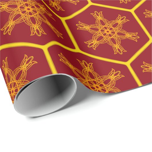 Honeycomb Snowflake Maroon Yellow Pattern Elegant Cadeaupapier (Rol Hoek)