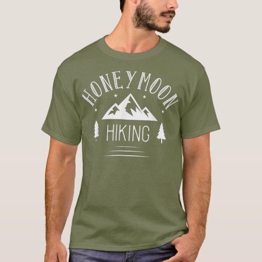 Honeymoon Hiking for couples Just Married T-shirt (Voorkant)