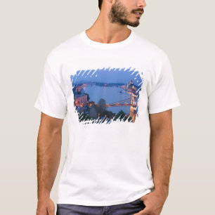 HONGARIJE, Boedapest: Szechenyi (Ketting) Brug, 2 T-shirt