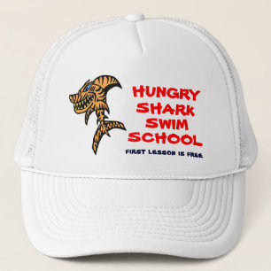 Hongerige haai zwemmen school trucker pet
