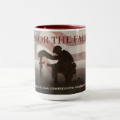 Honor The Fallen Mok (Midden)