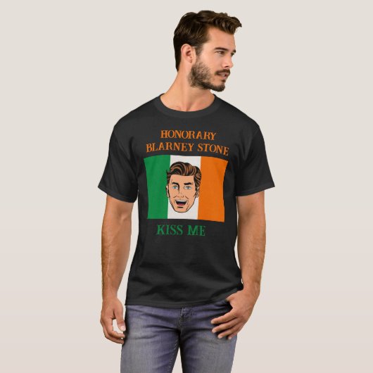 HONORARY BLARNEY STONE LAD KIST ME T-SHIRT (Voorkant volledig)