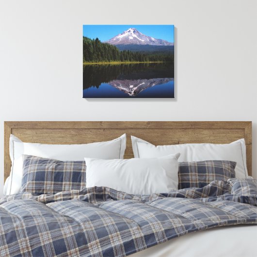 Hood in het meer canvas afdruk (Insitu (Slaapkamer))