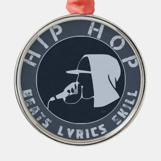 HOODIE IN HOODIE RAPPING OP HET MIC METALEN ORNAMENT (Voorkant)
