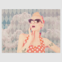Hoofd in de wolken Pin Up Style Retro Meisje