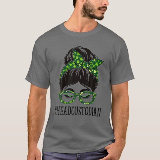 Hoofd van de bewaarder Vrouwenboodschap Bun St Pat T-shirt (Voorkant)