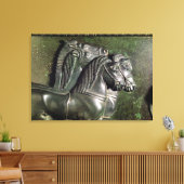 Hoofd van een paard uit een quadriga canvas afdruk (Insitu (Woonkamer))