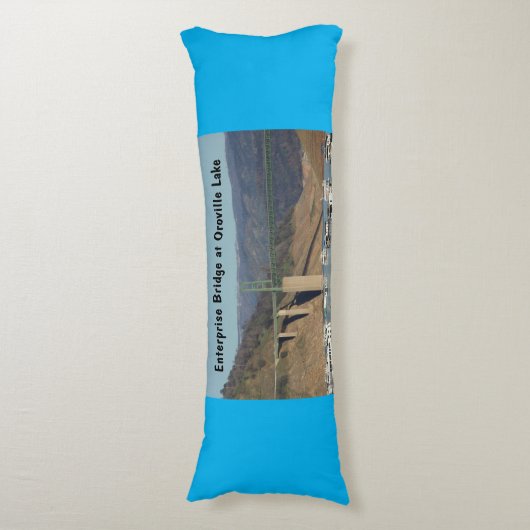 Hoofdpiloot Larg met Enterprise Bridge Oro. Meer, Lichaamskussen (Voorkant Verticaal)