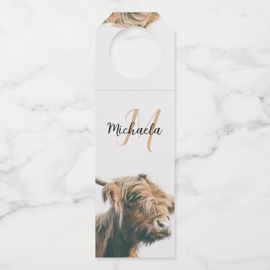 Hoogland koe portret eigen naam initiaal monogram flessenhanger (Achterkant)
