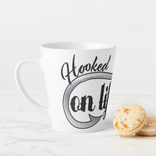 "Hooked On Life" haakillustratie, personaliseer Latte Mok