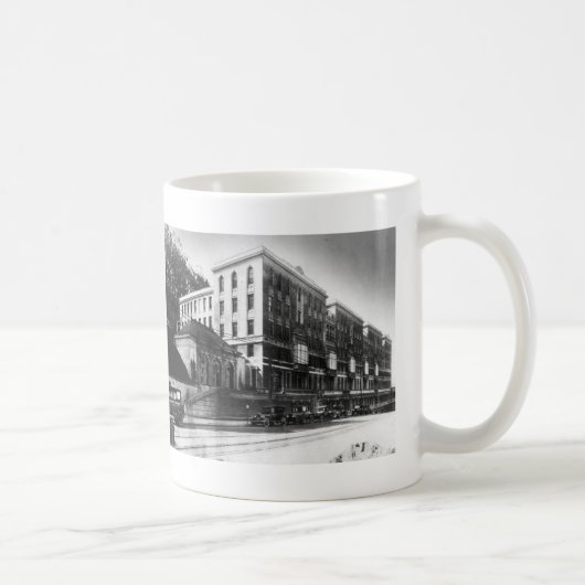Hôpital d'UC, les années 1920 - tasse (Droite)
