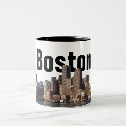 Horizon de Boston sur une tasse (Centre)