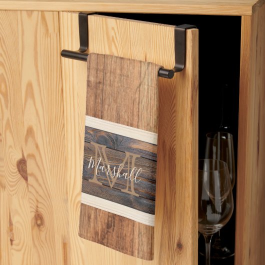 Horizontale streep tan monogram met ruw hout theedoek (Derde Gevouwen)