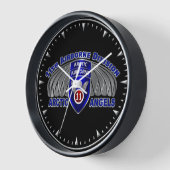 Horloge 11e division aéroportée (Angle)