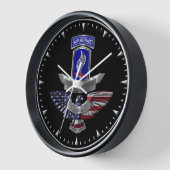 Horloge 173e brigade aéroportée (Angle)