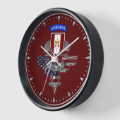 Horloge 44e brigade Médicale (Angle)