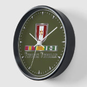 Horloge 44e Brigade Médicale Vétérinaire du Vietnam (Angle)