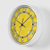 Horloge Abstrait jaune clair rétro citron motif (Angle)