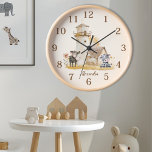 Horloge Animaux de ferme d'aquarelle mignonne personnalisé<br><div class="desc">Voici notre horloge personnalisée Cute Watercolor Farm Animals Clock! Ajoutez une touche de charme à votre chambre grâce à notre adorable horloge ornée de mignons animaux de ferme aquarellés. Cette horloge personnalisée est parfaite pour les crèches, les salles de jeux ou tout espace où vous voulez apporter un peu de...</div>
