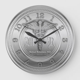 Horloge argentée faite sur commande de docteur