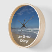 Horloge Beach Sea Sand bleu et blanc Texte photo moderne (Angle)