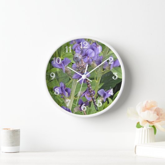 Horloge Bleu-Eyed Denton sur les fleurs violettes (Maison)
