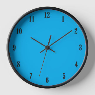 Horloge Bleu uni avec Polices noires