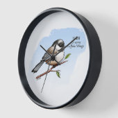 Horloge BOUFFÉE DE CHICKADEE AILES de Jeff Willis Art (Angle)