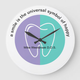 Horloge branchée du bureau des dentistes