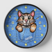 Horloge Calico Chat à Faux Denim Poche avec nom personnali (Recto)