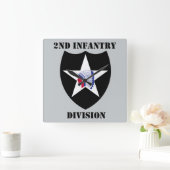 Horloge Carrée 2e Division d'infanterie avec texte (Maison)