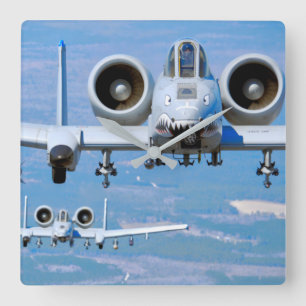 HORLOGE CARRÉE A-10C THUNDERBOLT II