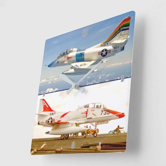 HORLOGE CARRÉE A-4 SKYHAWK (Angle)