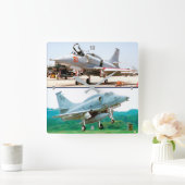 HORLOGE CARRÉE A-4 SKYHAWK (Maison)