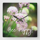 Horloge Carrée Abeille heureuse avec des fleurs d'Allium diagonal (Recto)
