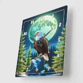 Horloge Carrée Aigle perché sur rocher sous Pleine lune (Angle)