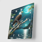 Horloge Carrée Aigle perché sur une branche par la rivière Moonli (Angle)