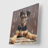 Horloge Carrée Airedale terrier puppy (Angle)
