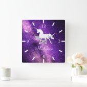 Horloge Carrée AJOUTEZ VOTRE NOM/Unicorne d'espace violet (Maison)