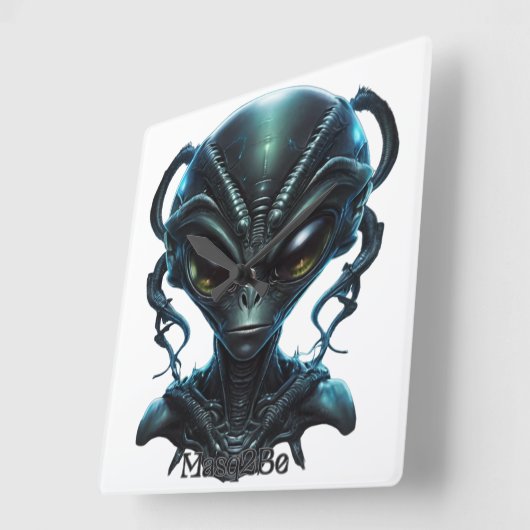 Horloge Carrée "Alien 30" (Angle)