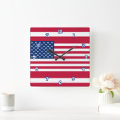 Horloge Carrée American Flag Wall Clock in Three Sizes (Maison)