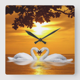 Horloge Carrée Amour du cygne