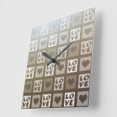 Horloge Carrée Amour Whimsical et Coeurs amusants (Angle)