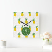 Horloge Carrée Ananas tropicaux d'or | Monogramme (Maison)