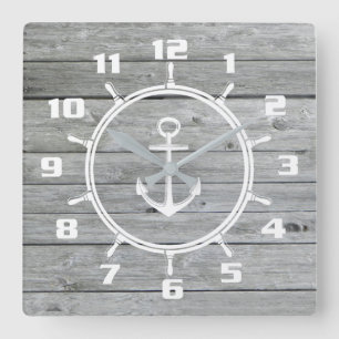 Horloge Carrée Ancre nautique rustique et roue de navire sur vieu