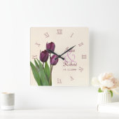 Horloge Carrée Anniversaire des tulipes violettes (Maison)