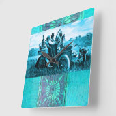 HORLOGE CARRÉE APACHES ET GERONIMO CONDUISANT UNE VOITURE À MOTEU (Angle)