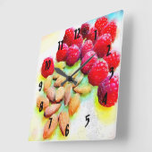 Horloge Carrée Aquarelle de framboises et d'amandes (Angle)
