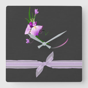 Horloge Carrée Assez Élégante Fleur Violette-Fond Noir