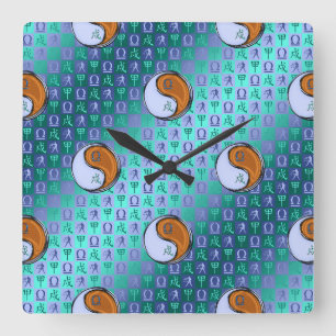 Horloge Carrée Balance & Chien de Bois